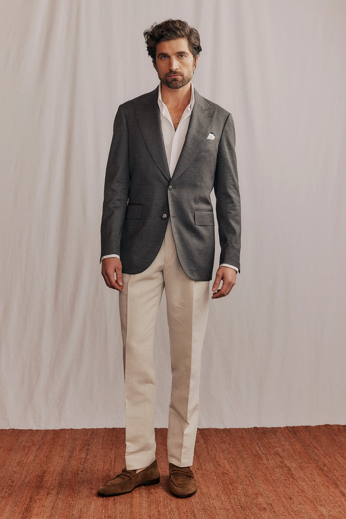 Arlo - Brown - Image 12