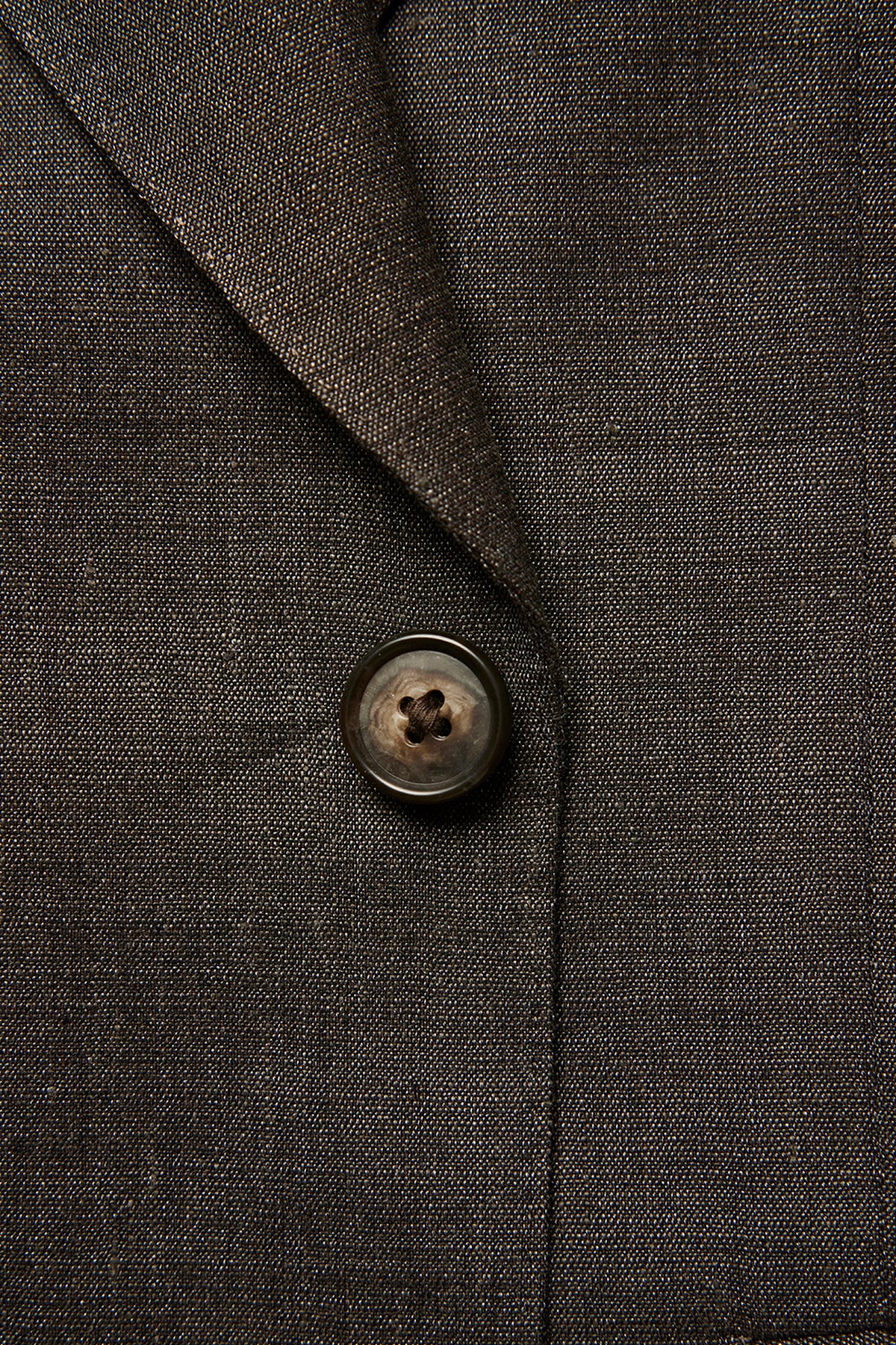 Arlo - Brown - Image 5