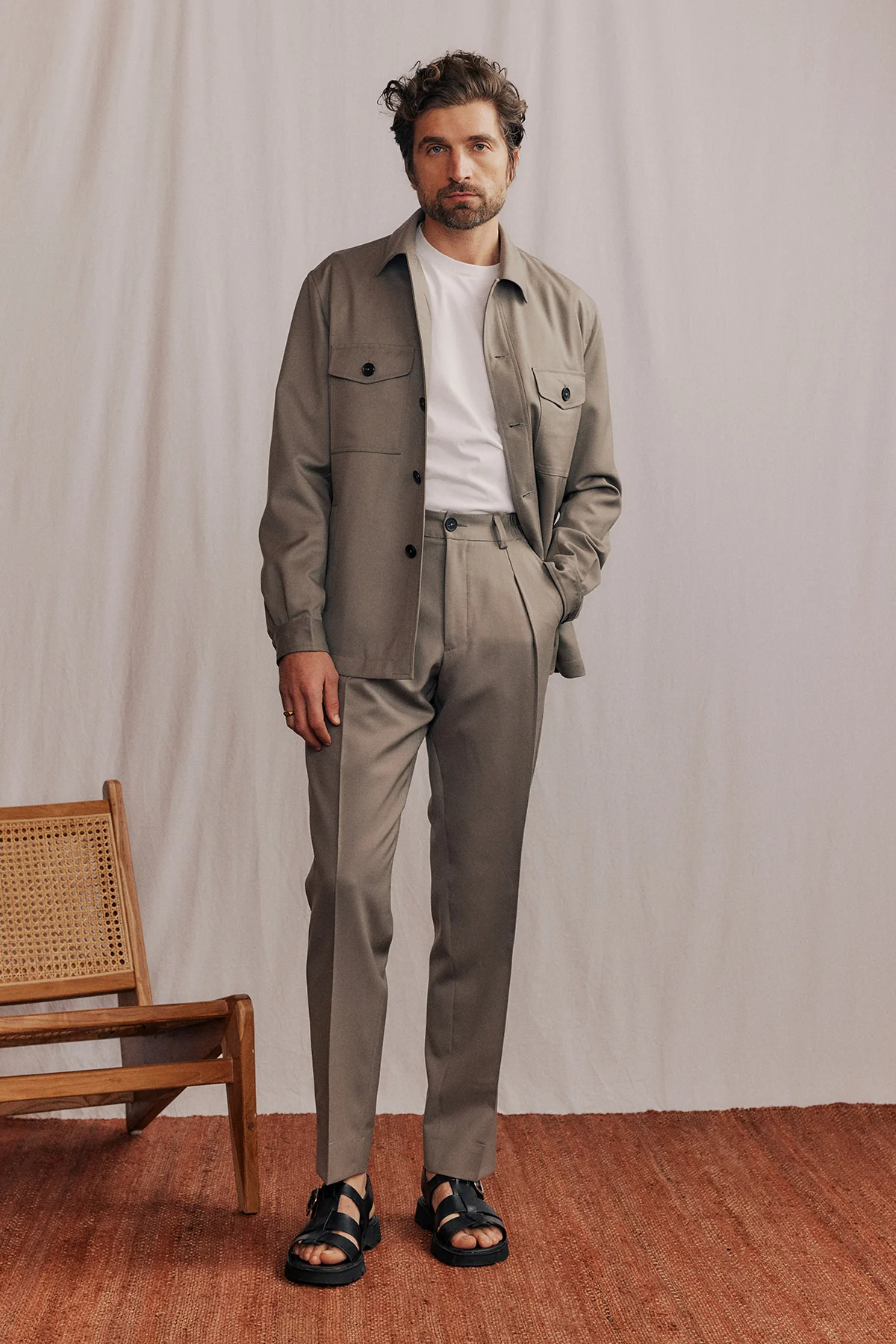 Elwin - Beige - Image 8