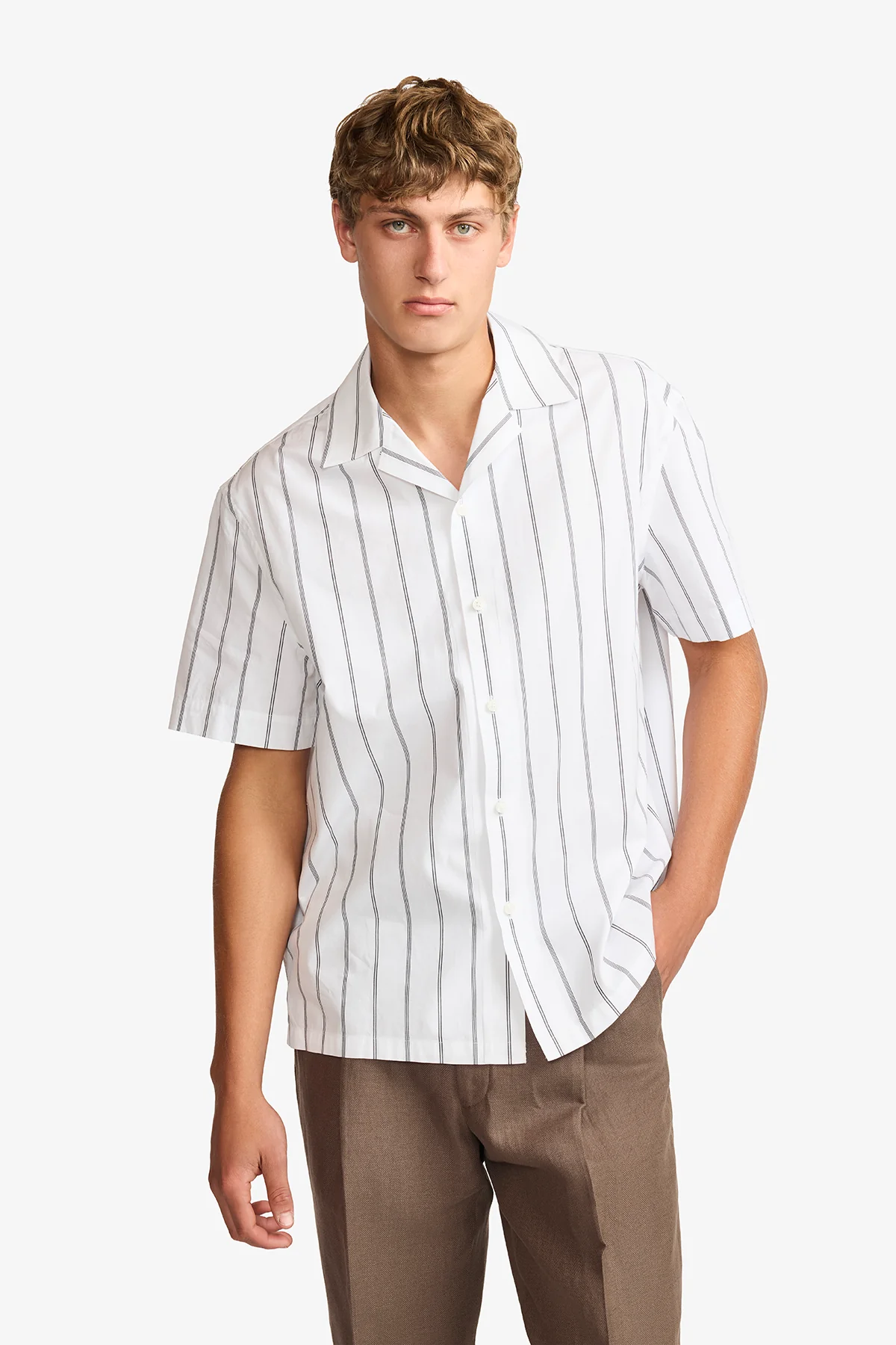 Ly white stripe poplin S/S shirt - Image 8