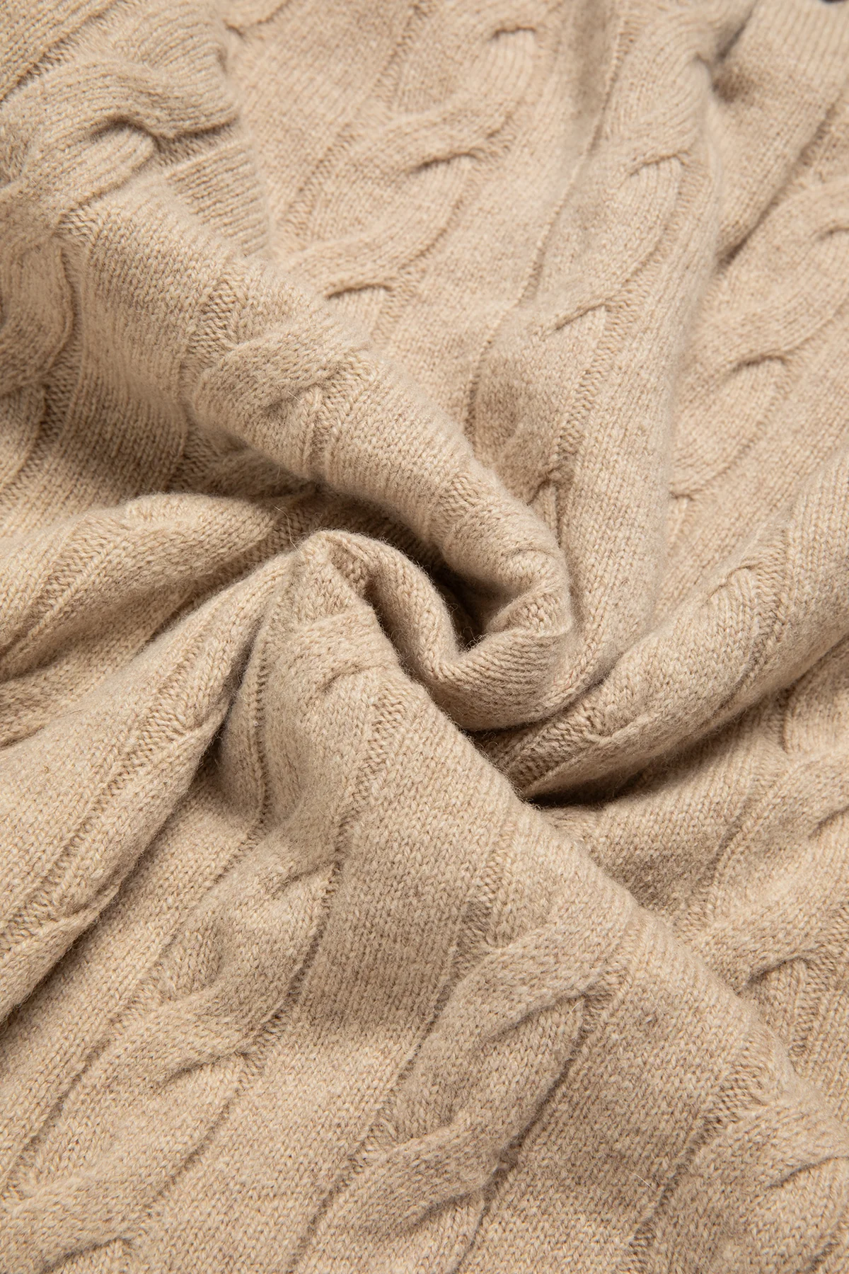 Wesley Cable Knit - Image 5